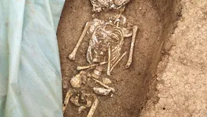 Morminte descoperite în timpul lucrărilor pentru drumul expres Craiova - Piteşti. Cercetările continuă