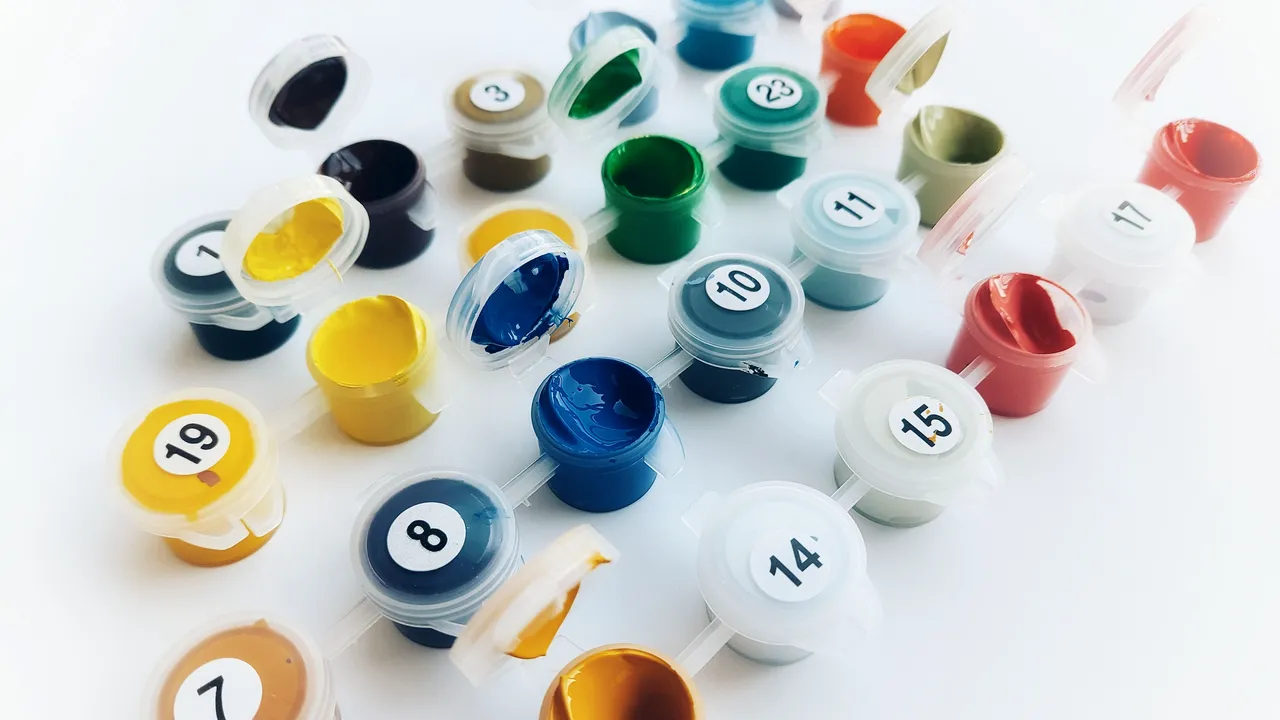 Daretopaint: Crearea unui business cu o creştere constantă a vânzărilor/ lună