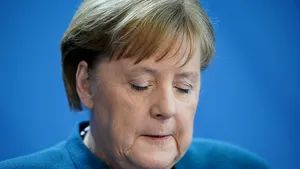 COVID-19. Cum reuşeşte Germania să aibă puţine victime. Merkel interzice adunările de mai mult de două persoane 
