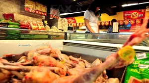 Vameşii chinezi au confiscat zeci de tone de carne congelată, în unele cazuri veche de 40 de ani