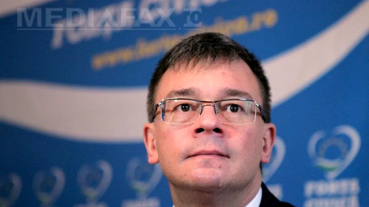 Ungureanu: Decizia mea e de a mă înscrie la prezidenţiale, dar trebuie validată în Forţa Civică, în alianţă şi în rândul tuturor partidelor de dreapta