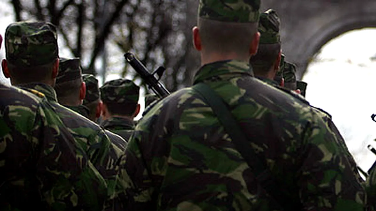 Sporurile restante pe lunile mai şi iunie au fost plătite, marţi, militarilor