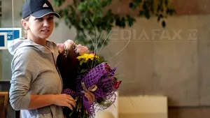 Mesajul Simonei Halep de Anul Nou: În 2015, vă doresc sănătate multă şi putere de muncă!