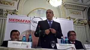 Premierul Călin Popescu Tăriceanu deschide conferinţa Mediafax Talks about Auto Industry