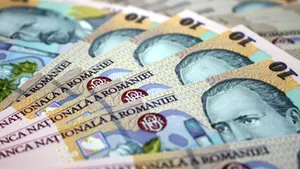 Prin reducerea de salarii şi pensii, cheltuielile se diminuează cu 10 miliarde lei