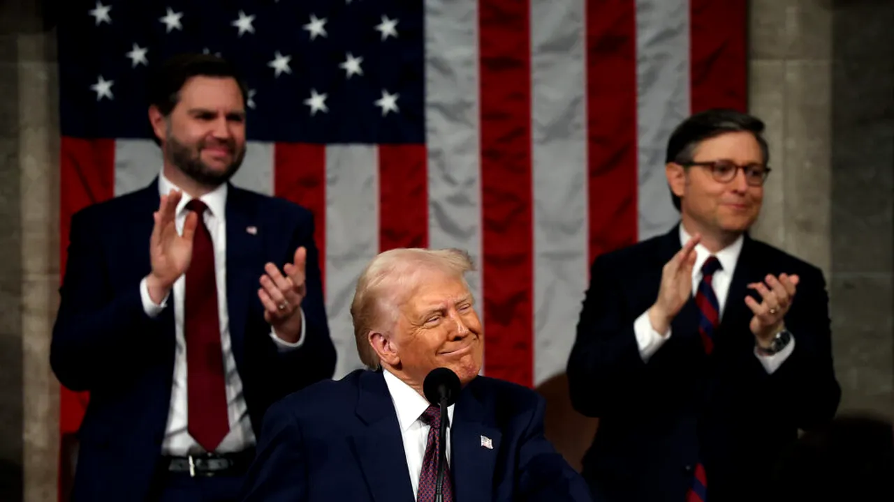 Trump apără politica tarifelor, în ciuda opoziției Wall Street