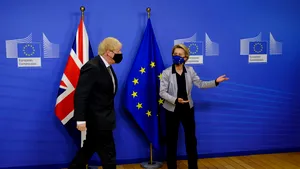 Marea Britanie cere Uniunii Europene suspendarea Acordului Brexit în provincia Irlanda de Nord