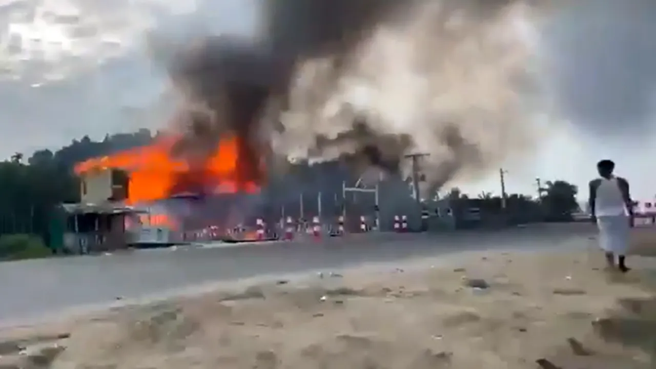 Zece morți după ce un incendiu într-o stațiune de pe litoral în Bangladesh