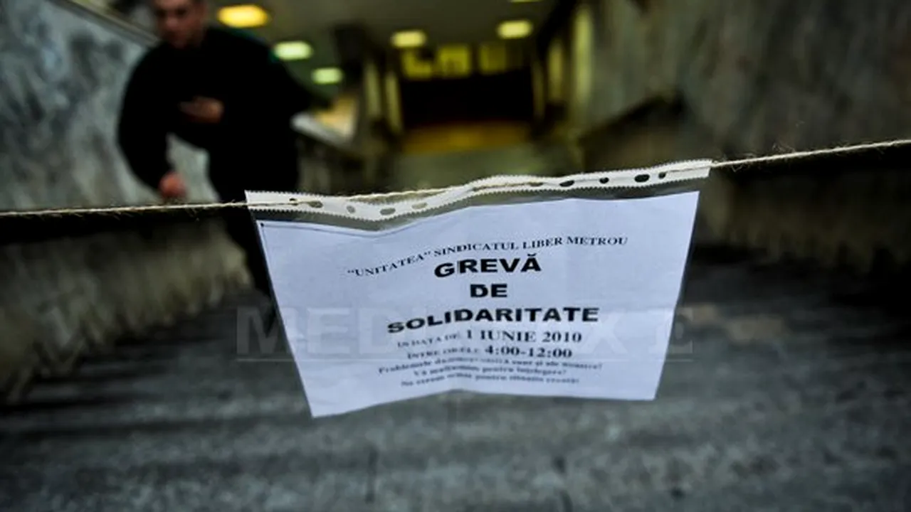 Greva angajaţilor de la metrou s-a încheiat puţin înainte de 12.00, fiind permis accesul călătorilor