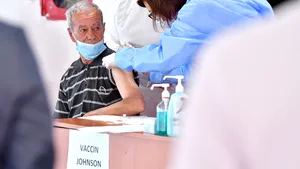 În Bucureşti, Cluj şi Sibiu sunt cei mai mulţi români vaccinaţi