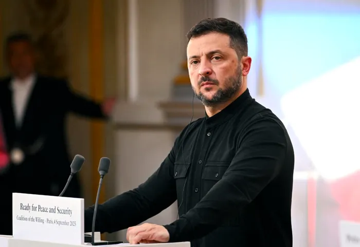 EXTERNE Experți americani în securitate: Renunțarea Ucrainei la NATO nu influențează negocierile de pace