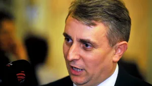 Ministrul Transporturilor, Bode: Cei de la Tarom nu se pot căsători între ei pentru că sunt rude