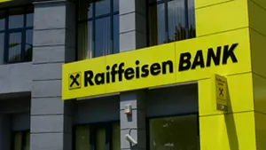 Raiffeisen Bank contestă rezultatul selecţiei pentru depozitarea fondurilor UE din agricultură
