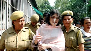 O activistă indiană s-ar afla în greva foamei de zece ani