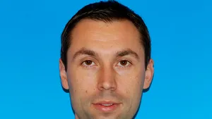 Deputatul PSD Mihai Apostolache şi-a anunţat înscrierea în PDL