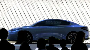 Renault Fluence electric, la un preţ similar versiunii convenţionale