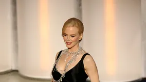 Nicole Kidman va poza goală şi însărcinată