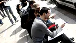 Şomajul creşte uşor în februarie: mai mult de un sfert dintre tineri nu au un loc de muncă