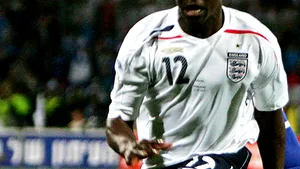 Micah Richards şi-a închis contul de Twitter din cauza insultelor rasiste