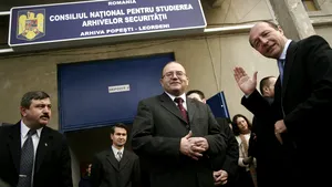 PREZENTUL FĂRĂ PERDEA Marius Oprea / Naşterea ”statului paralel”: cum a supravieţuit Securitatea regimului comunist