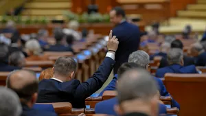 Vot pentru legea pensiilor speciale, luni seara