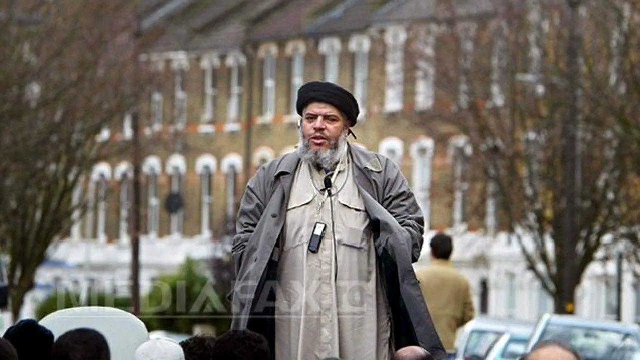 Imamul radical Abu Hamza a administrat un club de striptease