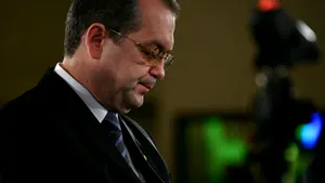 Gândul: Premierul Emil Boc joacă alba-neagra cu sporurile