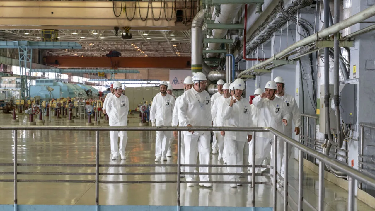 Japonia repornește cea mai mare centrală nucleară din lume