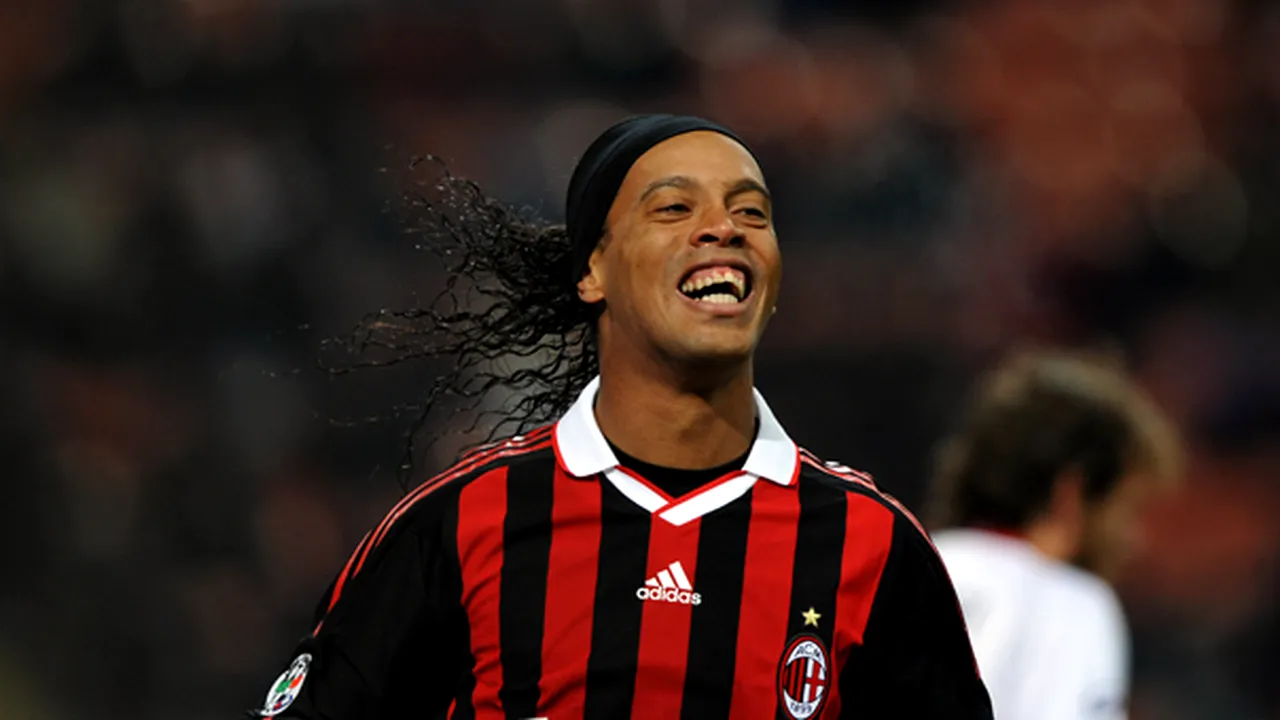 Ronaldinho a petrecut într-un club din Torino după victoria cu Juventus