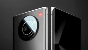 FOTO VIDEO Leica a lansat primul smartphone. Cum arată, ce specificaţii are şi cât costă telefonul?