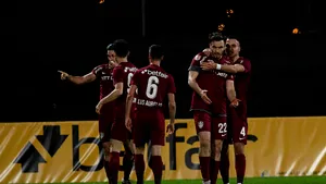 CFR Cluj întrerupe seria de 11 meciuri fără înfrângere a lui FC Argeş. Campioana şi-a zdrobit adversarii cu 5 la 0