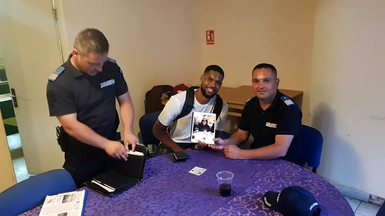 Un  baschetbalist american şi-a pierdut tableta în parcarea sălii sporturilor din Piteşti. Cum a găsit-o | FOTO