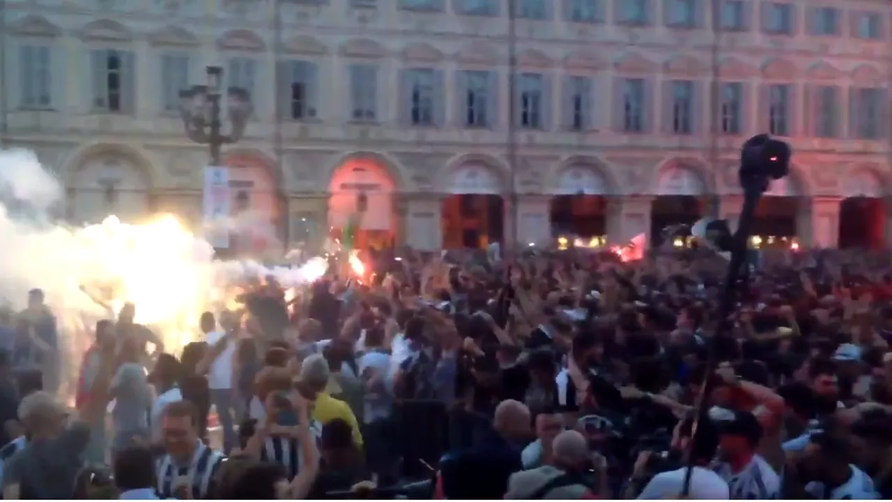VIDEO Peste 1.500 de răniţi, după mişcarea de panică produsă la Torino în timpul Finalei Ligii Campionilor