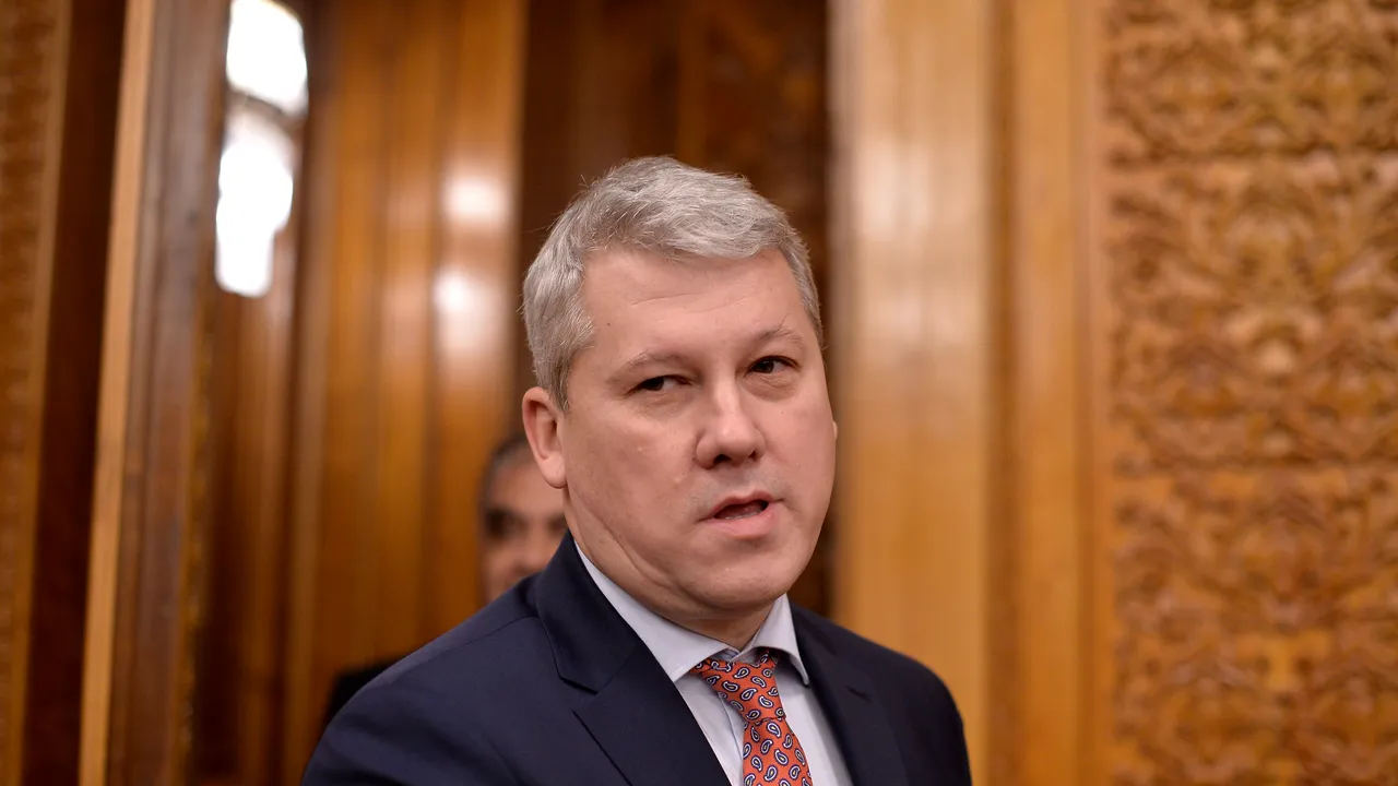 Predoiu propune ca procurorul Crin Bologa să fie şef la DNA, iar Giorgiana Hosu să conducă DIICOT / Gabriela Scutea este propunerea pentru funcţia de procuror general | VIDEO