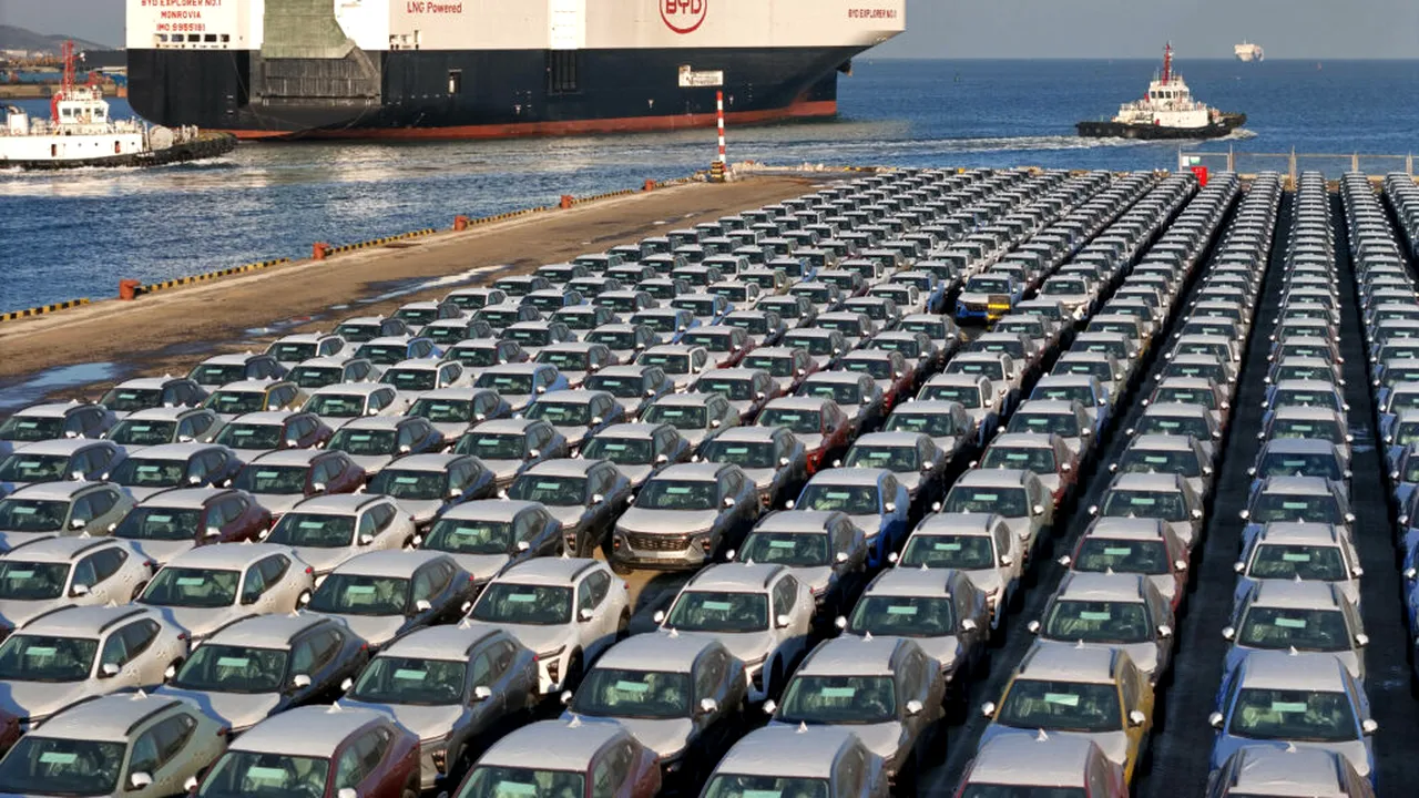 Cel mai mare producător de mașini electrice din lume a raportat o scădere puternică a vânzărilor în februarie
