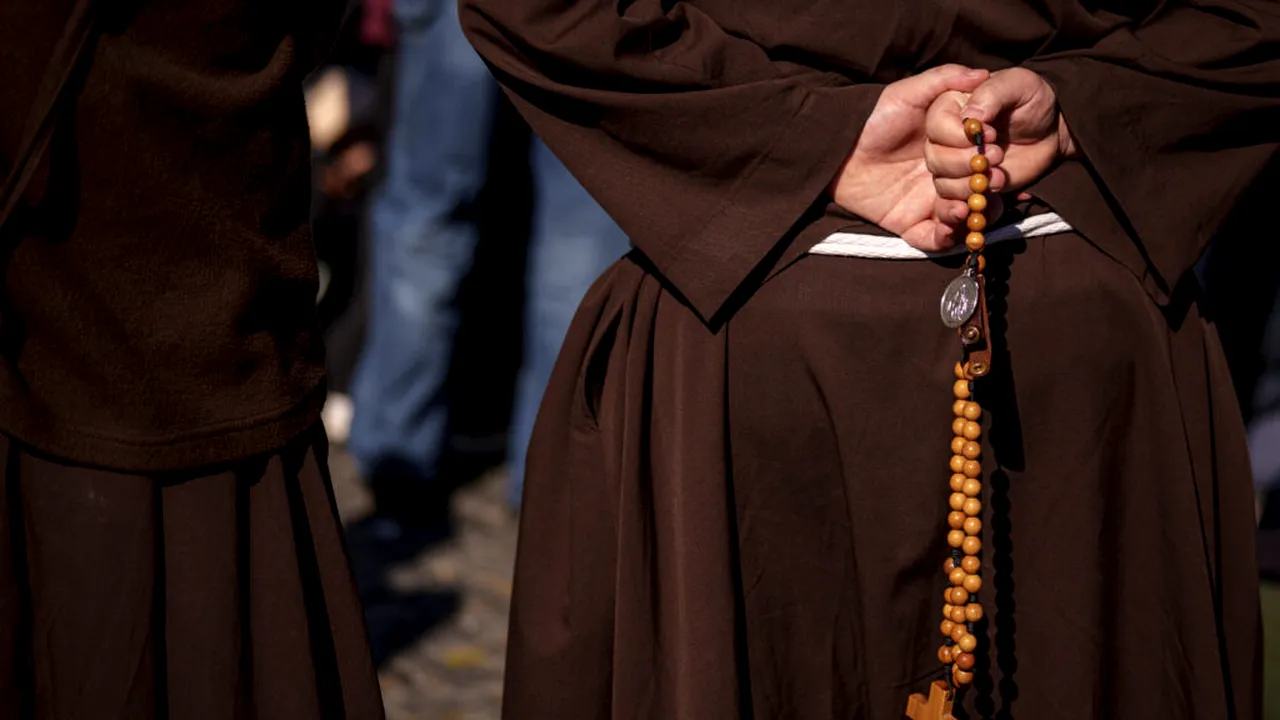 Decizie menținută în Biserica Catolică. Comisia Vaticanului respinge hirotonirea femeilor ca diaconi
