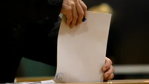 Peste 100.000 de români au votat deja la alegerile prezidențiale