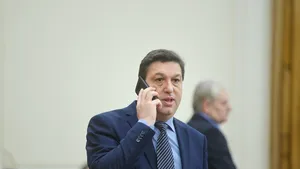 Şerban Nicolae, ironii la adresa lui Klaus Iohannis: Purtătorul de tăcere, vestitorul de nimic