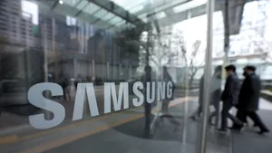 Samsung oferă diverse funcţii AI în modelele premium Galaxy S24