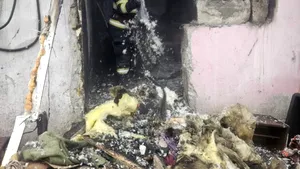 Bebeluș cu arsuri pe 65% din corp după un incendiu la Geoagiu