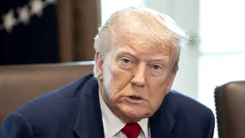 Trump anunță discuții cu Putin și Zelenski pentru oprirea războiului din Ucraina