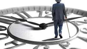 INS: Numărul de pensionari a scăzut cu 49.000 în 2016 faţă de anul precedent