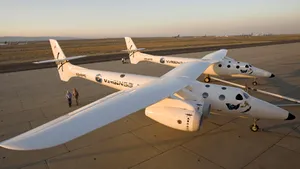Aşa arată avionul purtător de navete destinate turismului spaţial