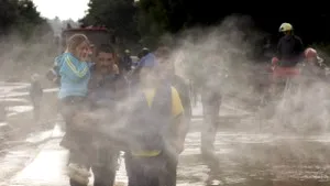 Roman: A început evacuarea oamenilor din cartierul Nicolae Bălcescu