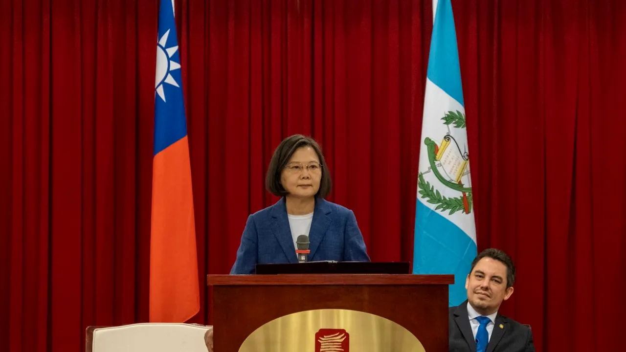 Preşedintele Taiwanului condamnă vehement exerciţiile militare efectuate de China: 