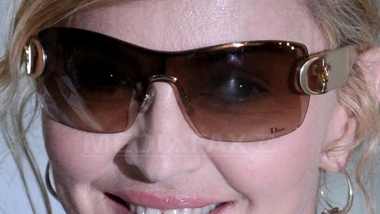 Madonna lansează o linie de pantofi. Câte modele va produce cântăreaţa şi la ce preţuri vor apărea pe piaţă