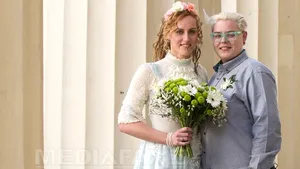 Luxemburgul a autorizat căsătoria şi adopţia pentru cupluri de acelaşi sex