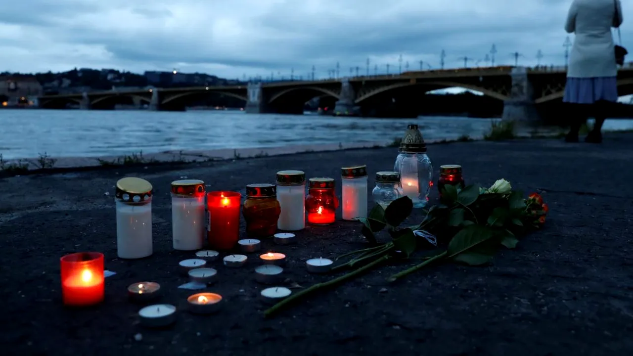 Tragedia de pe Dunăre: Bilanţul victimelor a crescut/ Una dintre victime, găsită la zeci de kilometri de Budapesta