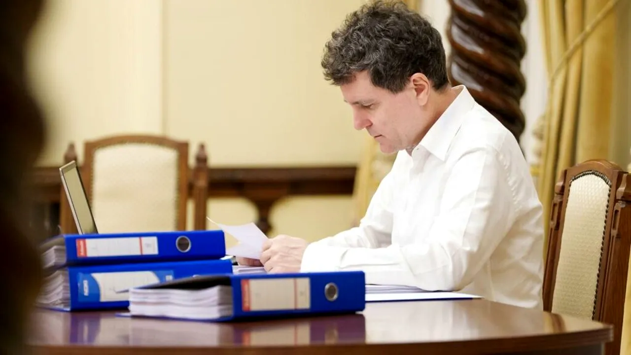 Nicușor Dan, despre scandalul din Justiție: „Am primit sute de pagini de materiale relevante”. Concluzii luni seara, după consultările cu magistrații la Cotroceni