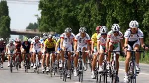 Circa 300 de ciclişti, la maratonul anual 